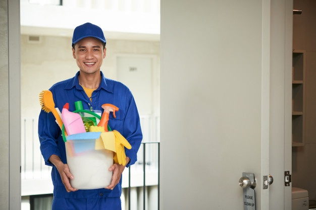 How to Build Strong Relationships with Guests in Housekeeper Jobs